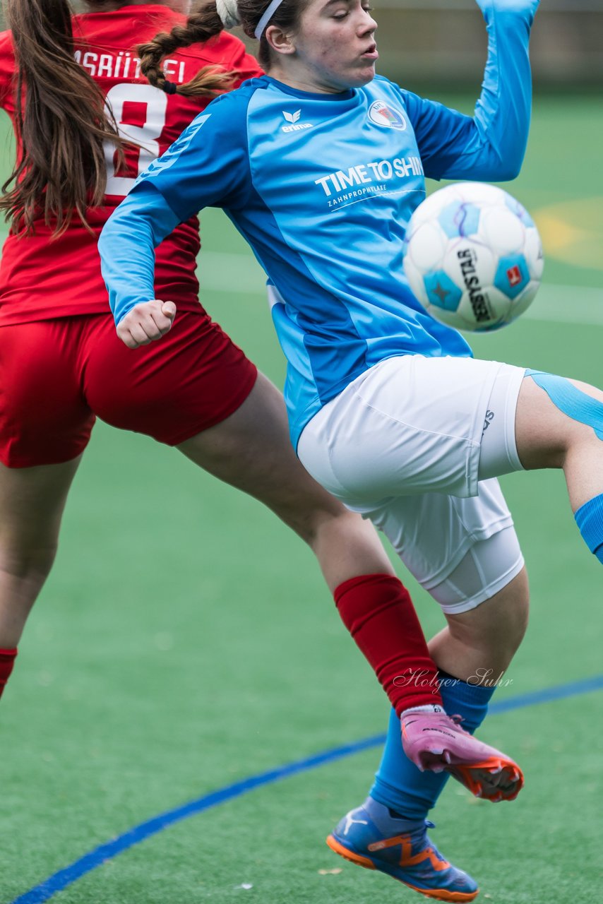 Bild 192 - wBJ VfL Pinneberg - Eimsbuettler TV2 : Ergebnis: 3:5